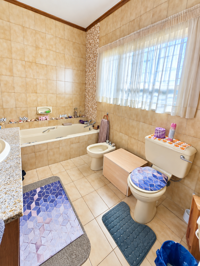 4 Bedroom Property for Sale in Wilkoppies North West